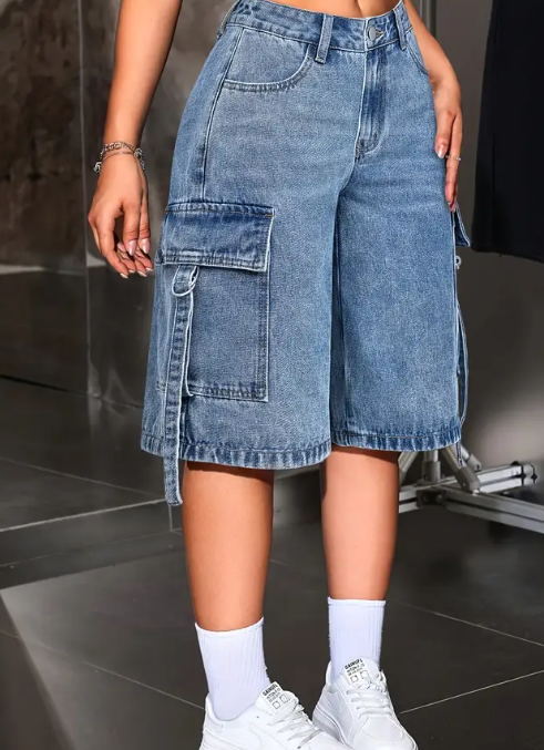 Wide Leg Pocket Detail Denim Short