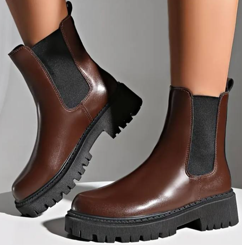 Slip-on Combat Chelsea Boots